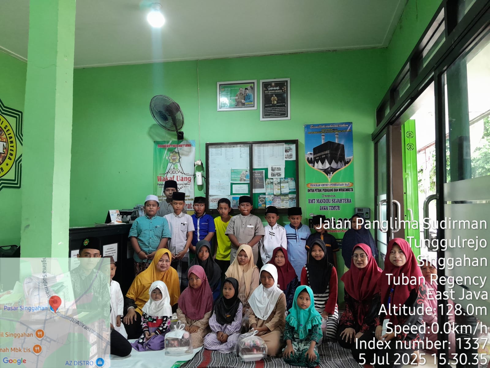 Kegiatan santunan 10 Muharram KSPPS BMT MANDIRI SEJAHTERA KANTOR CABANG SINGGAHAN.