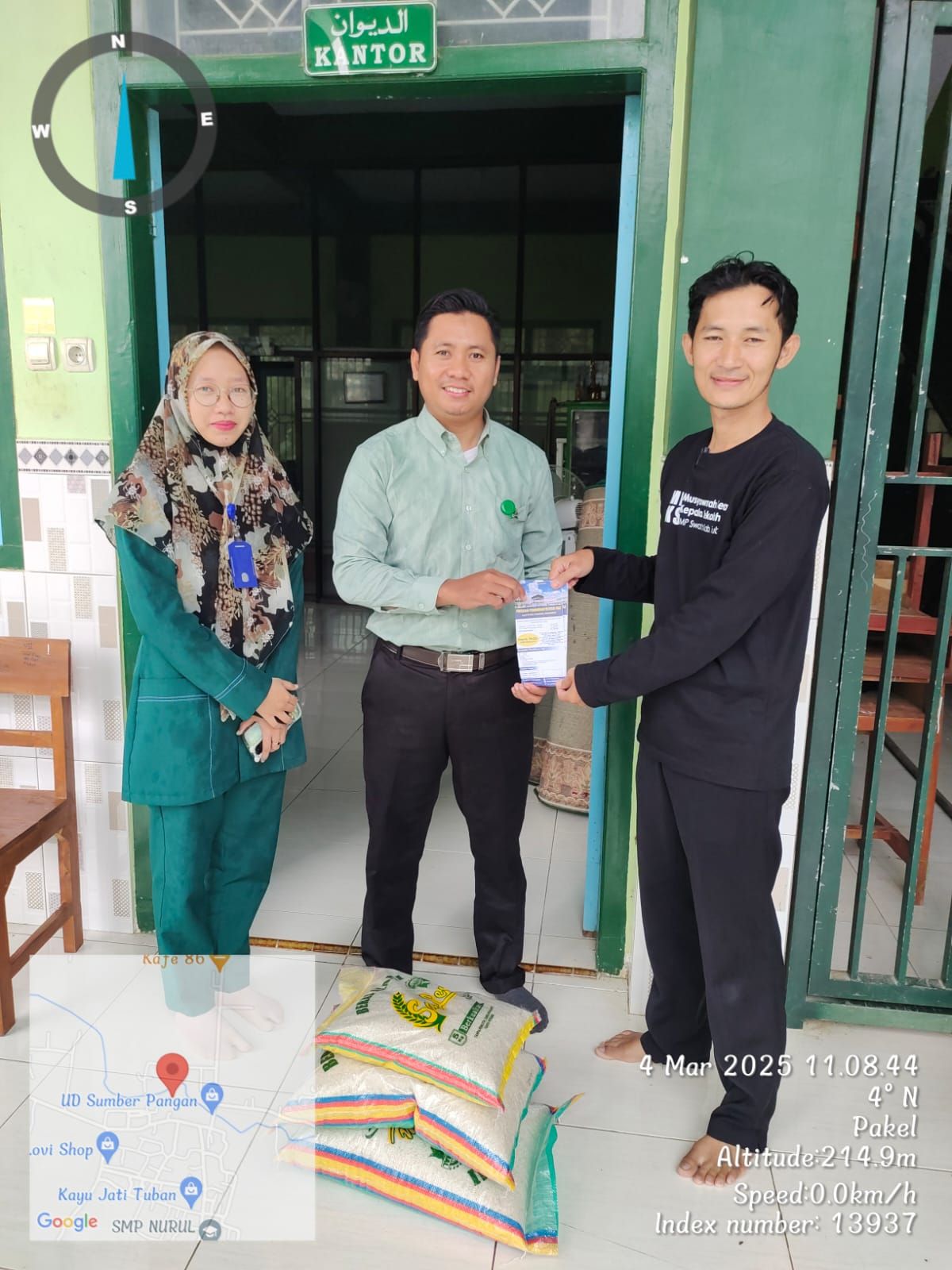 Penyerahan Beras untuk PONPES AN NUR Desa Pakel  Montong